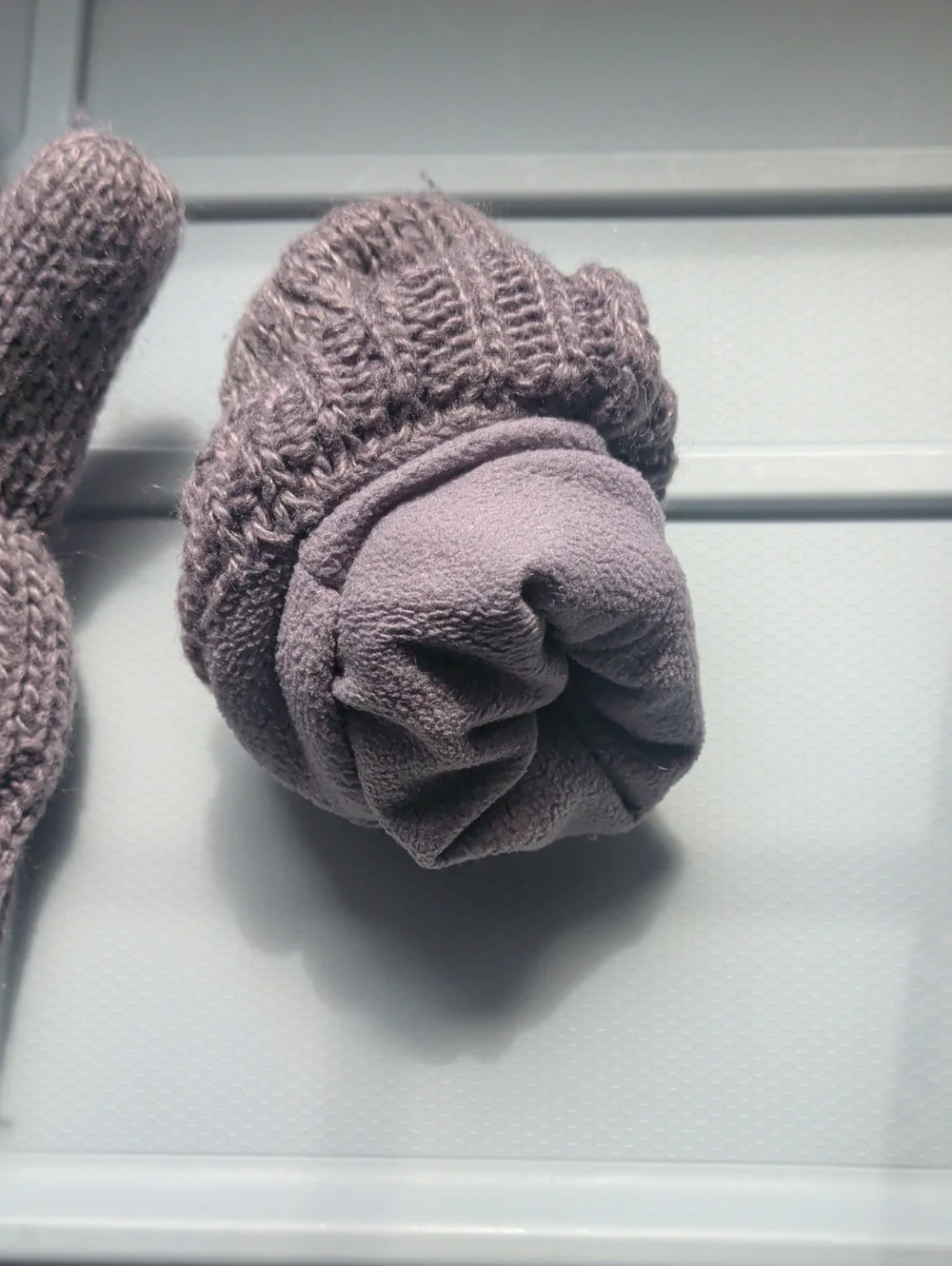 Northface Cozy Cable Knit Mittens in Dusty Purple